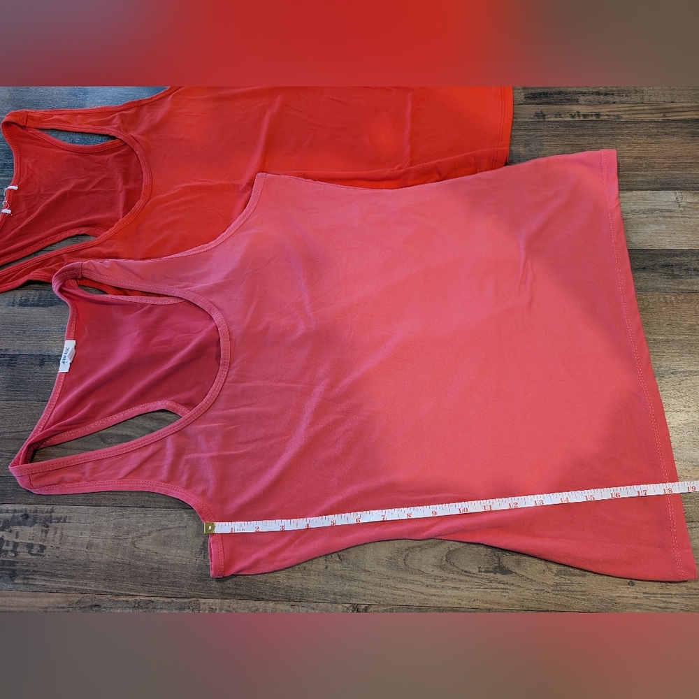 Ardene racer back tank size XL